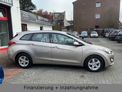 gebraucht Hyundai i30 cw 1.6 CRDi blue Passion Kamera PDC 1.Hand