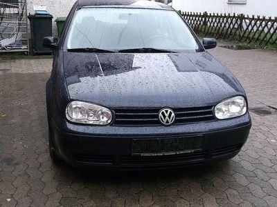 Blau metallic Gebraucht 1999 VW Golf IV Kleinwagen | 1.600 € (Fairer Preis)