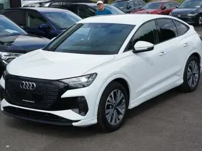 Gebraucht Audi Q4 Sportback e-tron Sport 219 kW (299 PS) 2023 Weiß SUV