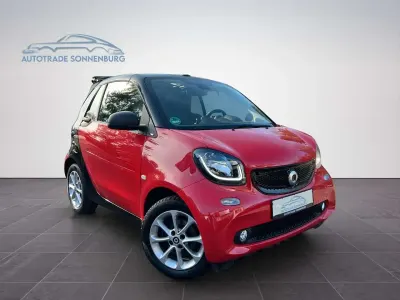 Używany Smart ForTwo Cabrio 71 KM (52 kW) 2018 Czarny Kabriolet