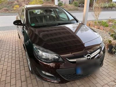 Gebraucht Opel Astra Energy 120 PS (88 kW) 2014 Braun Kombi