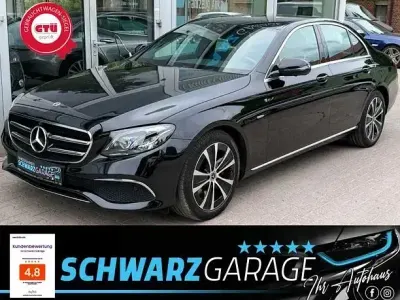 Gebraucht Mercedes E220 194 PS (142 kW) 2019 Obsidianschwarz Limousine