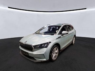 Silber Gebraucht 2022 Skoda Enyaq iV Loft SUV | 24.950 € (Guter Preis)