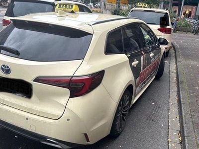 Gebraucht Toyota Corolla Lounge 140 PS (102 kW) 2023 Silber Kombi