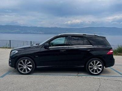 Schwarz Gebraucht 2013 Mercedes ML250 AMG SUV | 18.900 € (Fairer Preis)