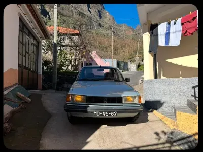 Gebraucht Peugeot 305 72 PS (52 kW) 1983 Blau Limousine