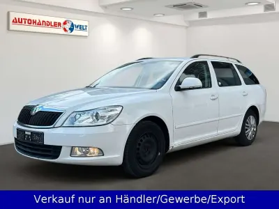 Gebraucht Skoda Octavia 122 PS (89 kW) 2012 Weiß Kombi
