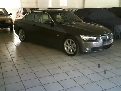 Usata BMW 330 Cabriolet 245 CV (180 kW) 2009 Marrone Cabrio