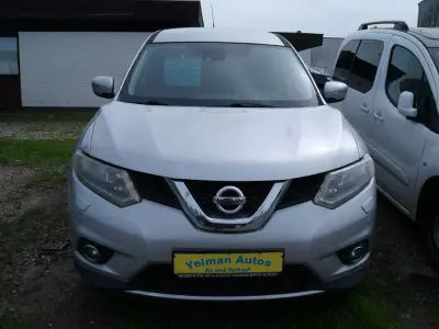 Gebraucht Nissan X-Trail Acenta 131 PS (96 kW) 2015 Silber SUV
