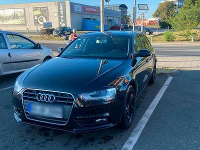 Gebraucht Audi A4 143 PS (105 kW) 2013 Schwarz Kombi