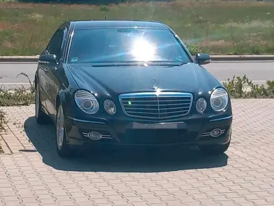Gebraucht Mercedes E280 Avantgarde 231 PS (169 kW) 2006 Schwarz Limousine
