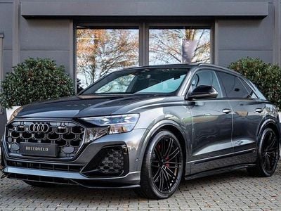 Neu Audi Q8 Competition 489 PS (359 kW) 2025 Grau SUV