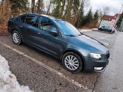 Gebraucht Skoda Octavia 110 PS (80 kW) 2014 Grau Kleinwagen