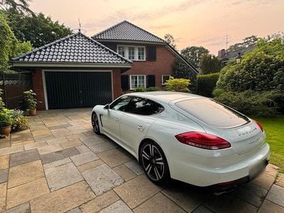 Second-hand Porsche Panamera 4S 420 CP (308 kW) 2014 Alb Berlinǎ