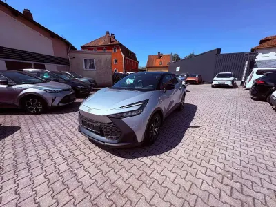 Gebraucht Toyota C-HR 98 PS (72 kW) 2025 Weiß SUV