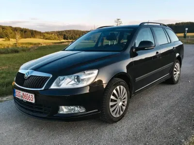 Gebraucht Skoda Octavia 2012 Schwarz Kombi