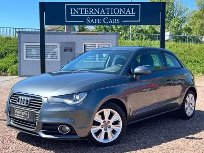 Gebraucht Audi A1 Ambition 122 PS (89 kW) 2012 Daytonagrau perleffekt Kleinwagen