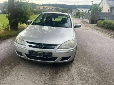 Gebraucht Opel Corsa 80 PS (58 kW) 2006 Silber Kleinwagen