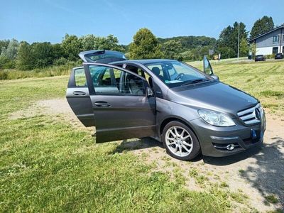 Mercedes B160