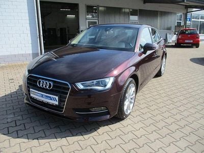 Gebraucht Audi A3 Ambiente 179 PS (131 kW) 2015 Violet Limousine
