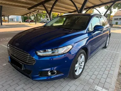 Gebraucht Ford Mondeo Titanium 179 PS (131 kW) 2017 Blau Limousine