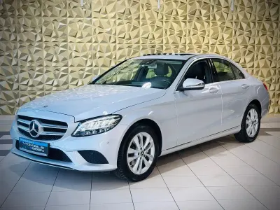 Gebraucht Mercedes C200 160 PS (117 kW) 2019 Silber Limousine
