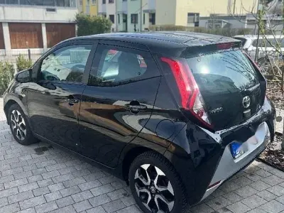 Używany Toyota Aygo 72 KM (52 kW) 2020 Hatchback