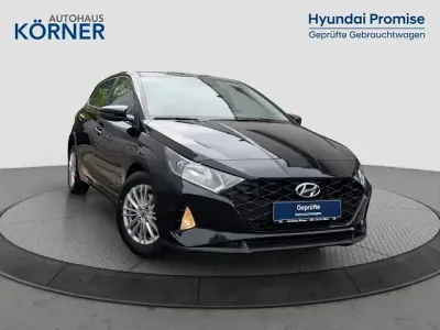 Occasion Hyundai i20 Select 101 PK (74 kW) 2022 Zwart Hatchback
