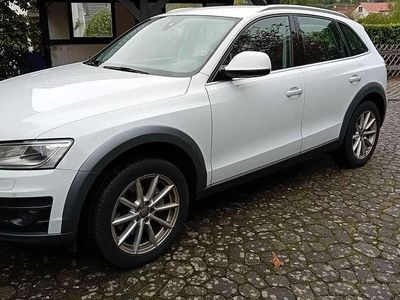 Weiß Gebraucht 2015 Audi Q5 Sport SUV | 17.500 €