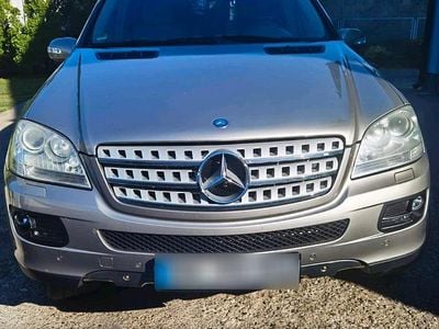 Gebraucht Mercedes ML320 224 PS (164 kW) 2007 Beige SUV