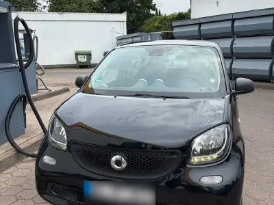 Gebraucht Smart ForFour 72 PS (52 kW) 2015 Schwarz Kleinwagen