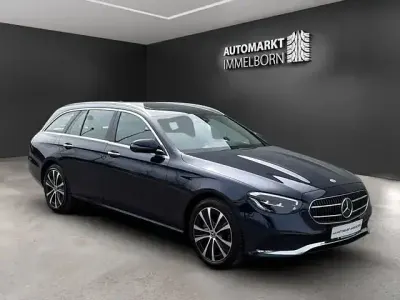 Gebraucht Mercedes E300 320 PS (235 kW) 2022 Blau Kombi