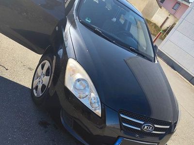 Gebraucht Kia Ceed LX 109 PS (80 kW) 2009 Schwarz Kleinwagen