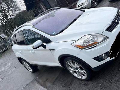 Gebraucht Ford Kuga Titanium 163 PS (119 kW) 2011 Weiß SUV