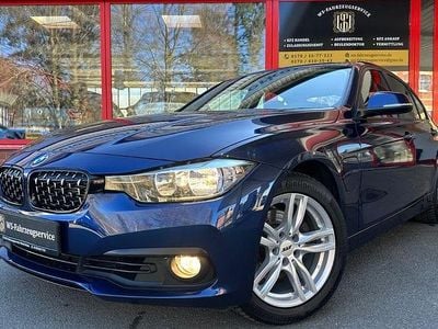 Gebraucht BMW 330e Advantage 184 PS (135 kW) 2017 Blau Limousine