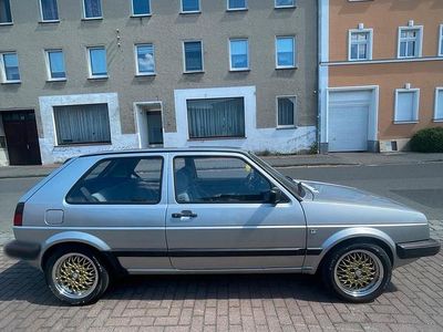 Gebraucht VW Golf II 70 PS (51 kW) 1990 Silber Kleinwagen