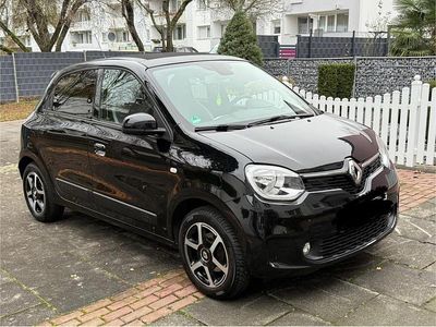 Schwarz Gebraucht 2020 Renault Twingo LIMITED Deluxe Kleinwagen | 9.999 € (Etwas zu teuer)