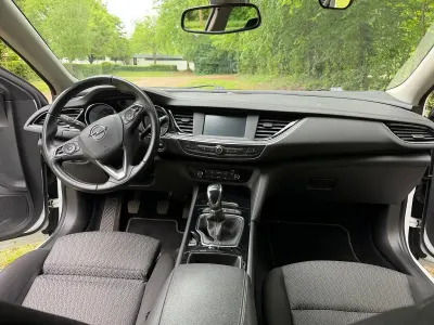 Gebraucht Opel Insignia Business 136 PS (100 kW) 2019 Weiß Limousine