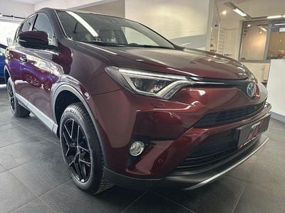 Rot Gebraucht 2017 Toyota RAV4 Hybrid Executive SUV | 21.900 € (Fairer Preis)