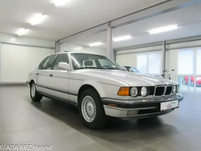 Gebraucht BMW 750 299 PS (219 kW) 1990 Silber Limousine