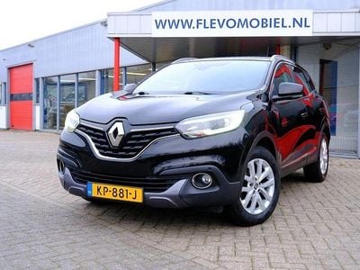 Schwarz Gebraucht 2016 Renault Kadjar Intens SUV | 10.299 € (Fairer Preis)