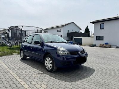 Begagnad Renault Clio II Campus 58 HK (42 kW) 2007 Blå Sedan