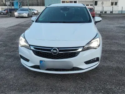 Gebraucht Opel Astra Innovation 136 PS (100 kW) 2017 Weiß Kombi