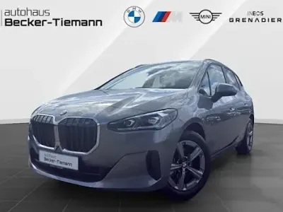 Gebraucht BMW 218 Efficient Dynamics 150 PS (110 kW) 2025 Grau Kombi