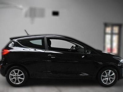 Gebraucht Ford Fiesta Cool & Connect 101 PS (74 kW) 2019 Schwarz metallic Kleinwagen