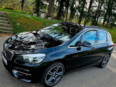 BMW 218