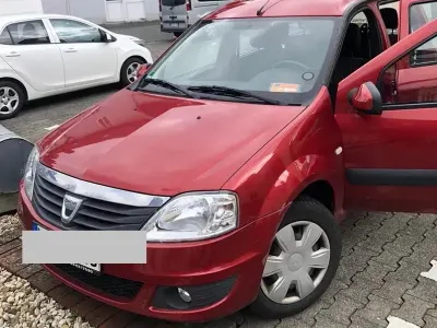 Gebraucht Dacia Logan MCV 88 PS (64 kW) 2012 Rot Van / Kleinbus