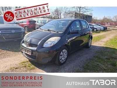 Usado Toyota Yaris Sol 101 HP (74 kW) 2009 Preto Citadino