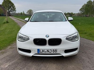 Gebraucht BMW 116 116 PS (85 kW) 2012 Weiß Kleinwagen