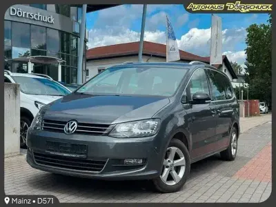 Gebraucht VW Sharan Style 140 PS (102 kW) 2011 R7h Van / Kleinbus
